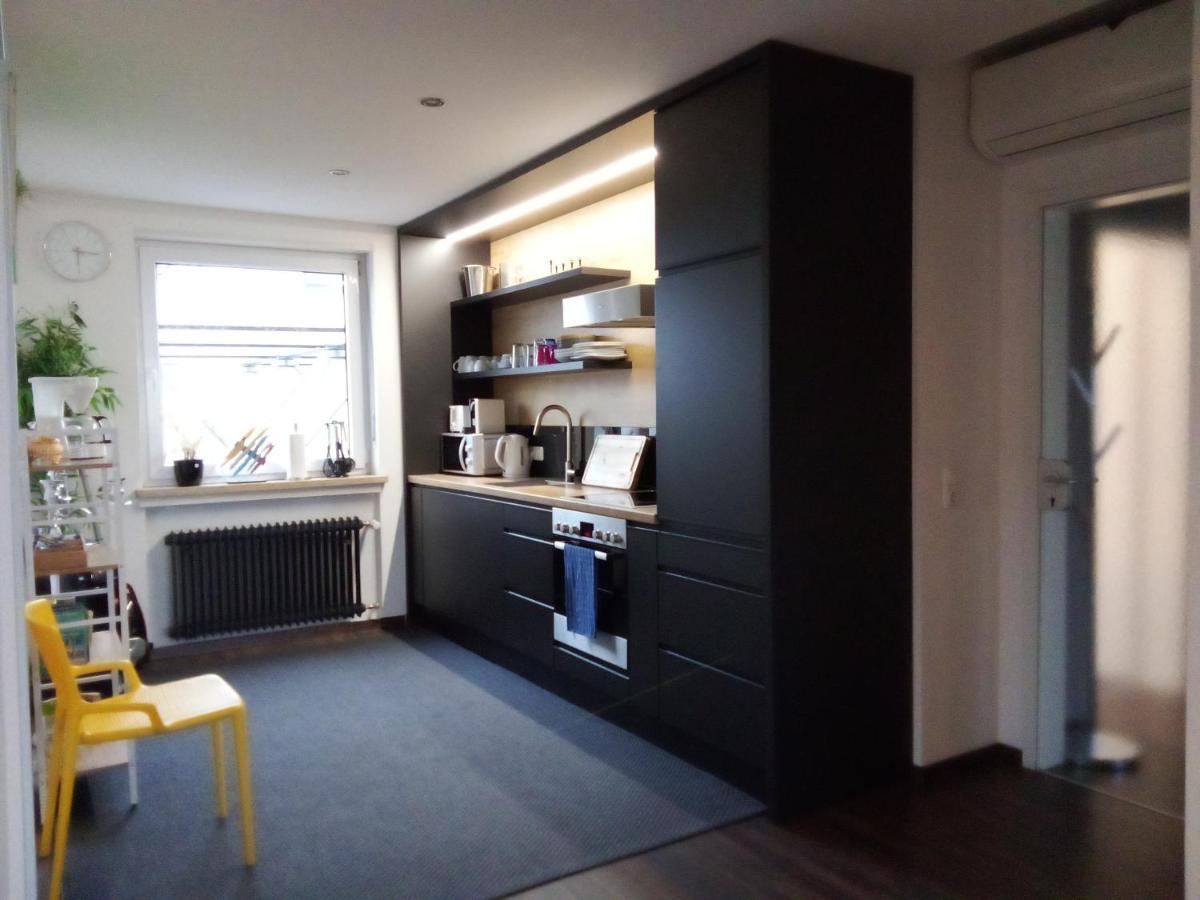 Apartments - Geraeumige 95 Qm Mit Balkon Augsburg Bagian luar foto