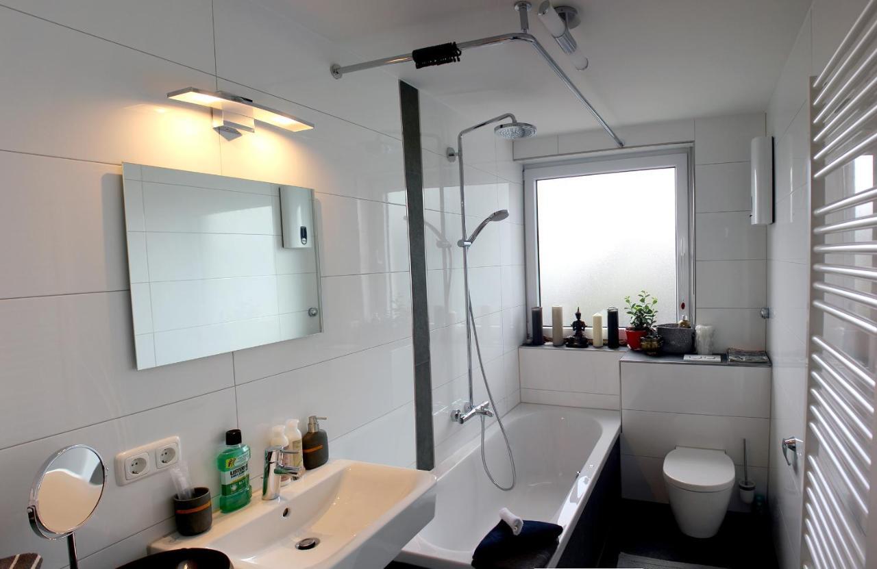 Apartments - Geraeumige 95 Qm Mit Balkon Augsburg Bagian luar foto